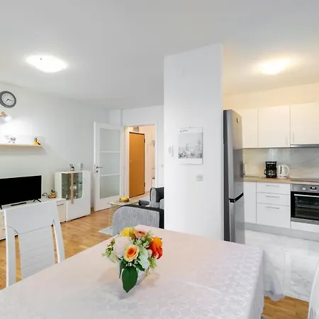 City Center Apartment